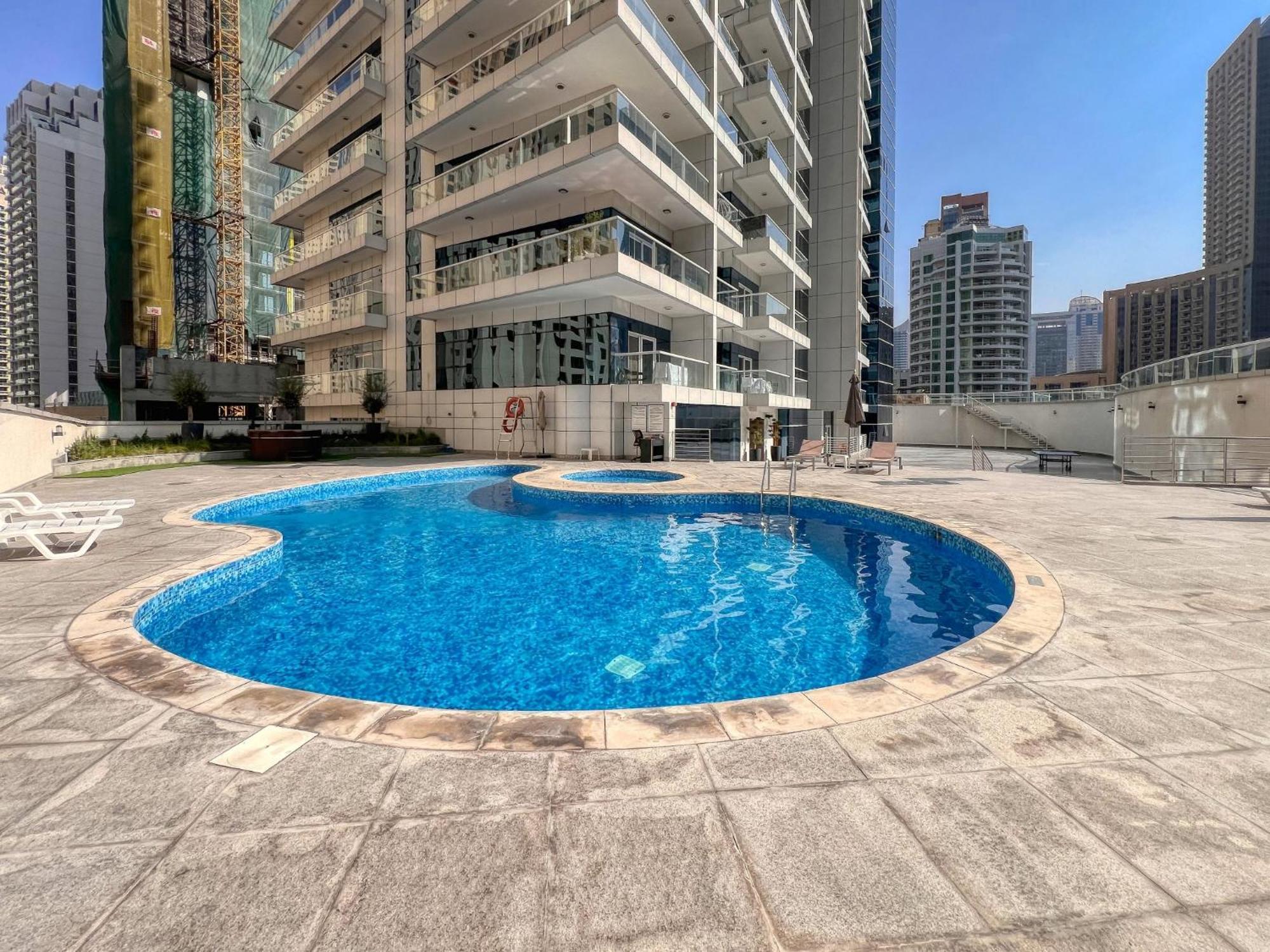 Spacious 1Br With Full Marina View Dubai Buitenkant foto